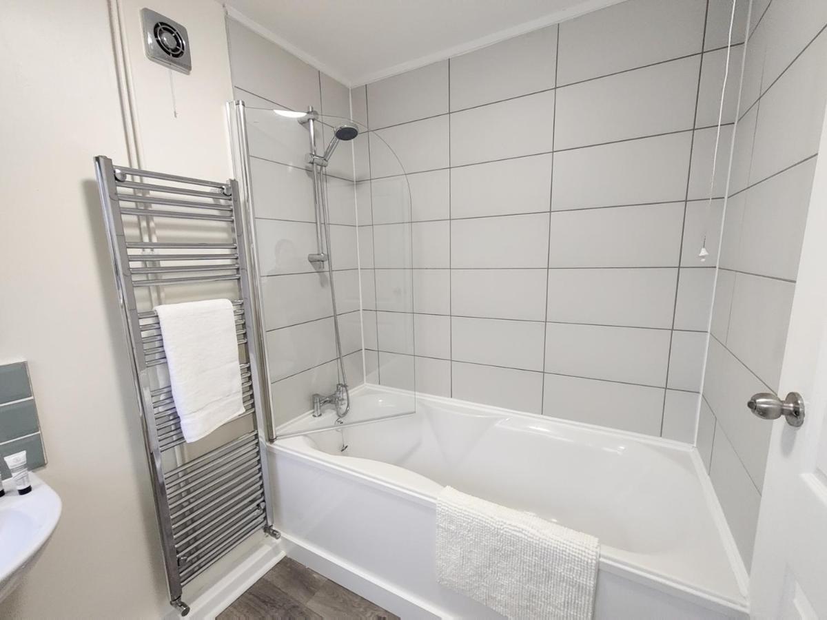 동커스터 3Br-St Johns Hse-Free Parking-Workers-Kitchen-Wifi-Dog Friendly 아파트 외부 사진