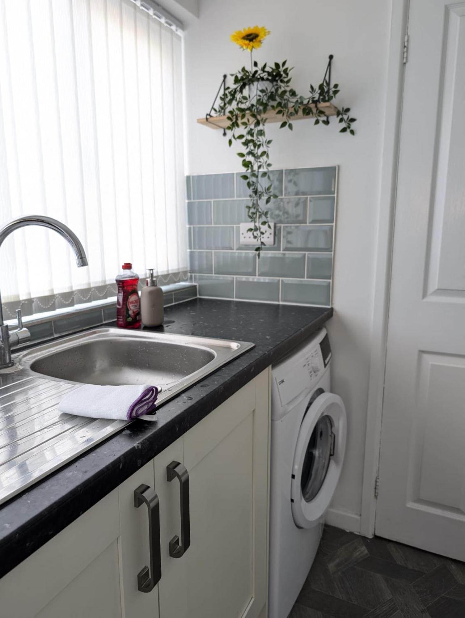동커스터 3Br-St Johns Hse-Free Parking-Workers-Kitchen-Wifi-Dog Friendly 아파트 외부 사진
